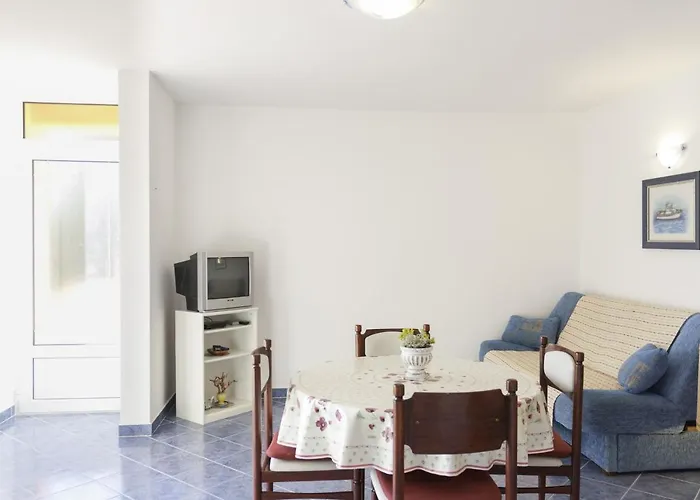 Διαμέρισμα By The Sea - Gonar, Rab - 16738 *